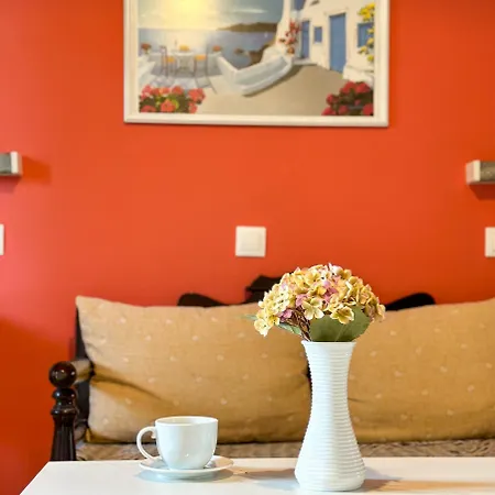 Guest house Pansion Zaharoula Fira (Santorini)