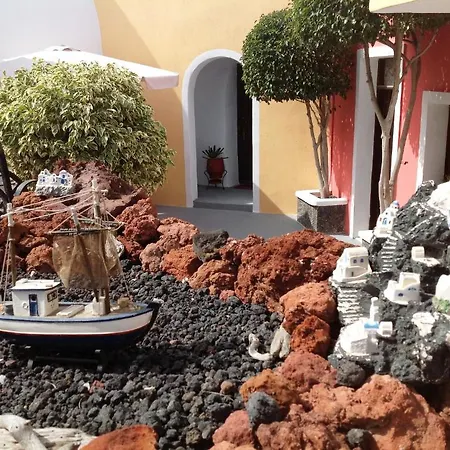 Pensión Pansion Zaharoula Fira (Santorini)