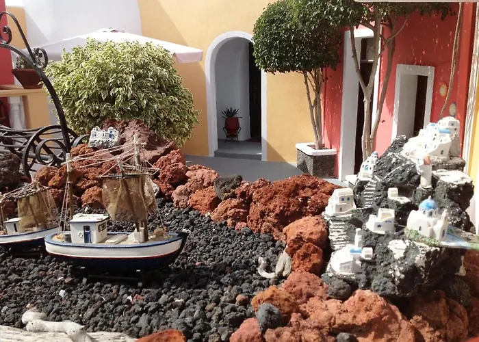 Guest house Pansion Zaharoula Fira (Santorini)