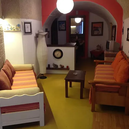 בית הארחה Pansion Zaharoula