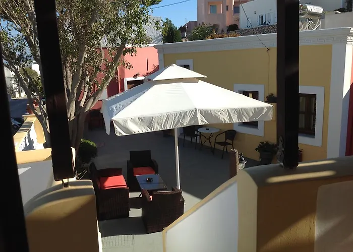 Pansion Zaharoula Fira (Santorini)