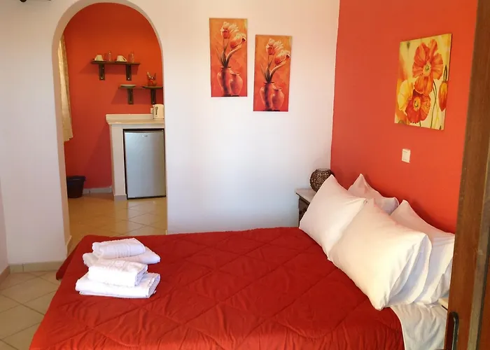 Pansion Zaharoula 3* Fira (Santorini)